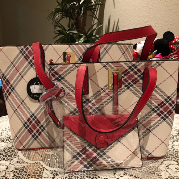 Handbags - Picture 2 of 8